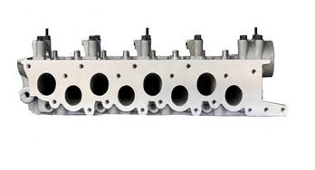 ​MD107936 MD185926 MD139564 D4BX cylinder head